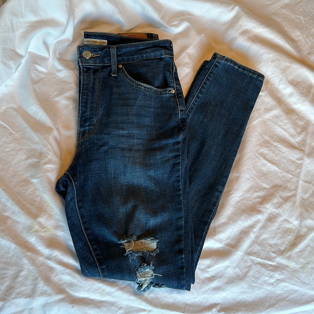 Levi’s - Picture 3 of 7